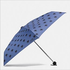 Coach ✨ stars umbrella! Gorgeous